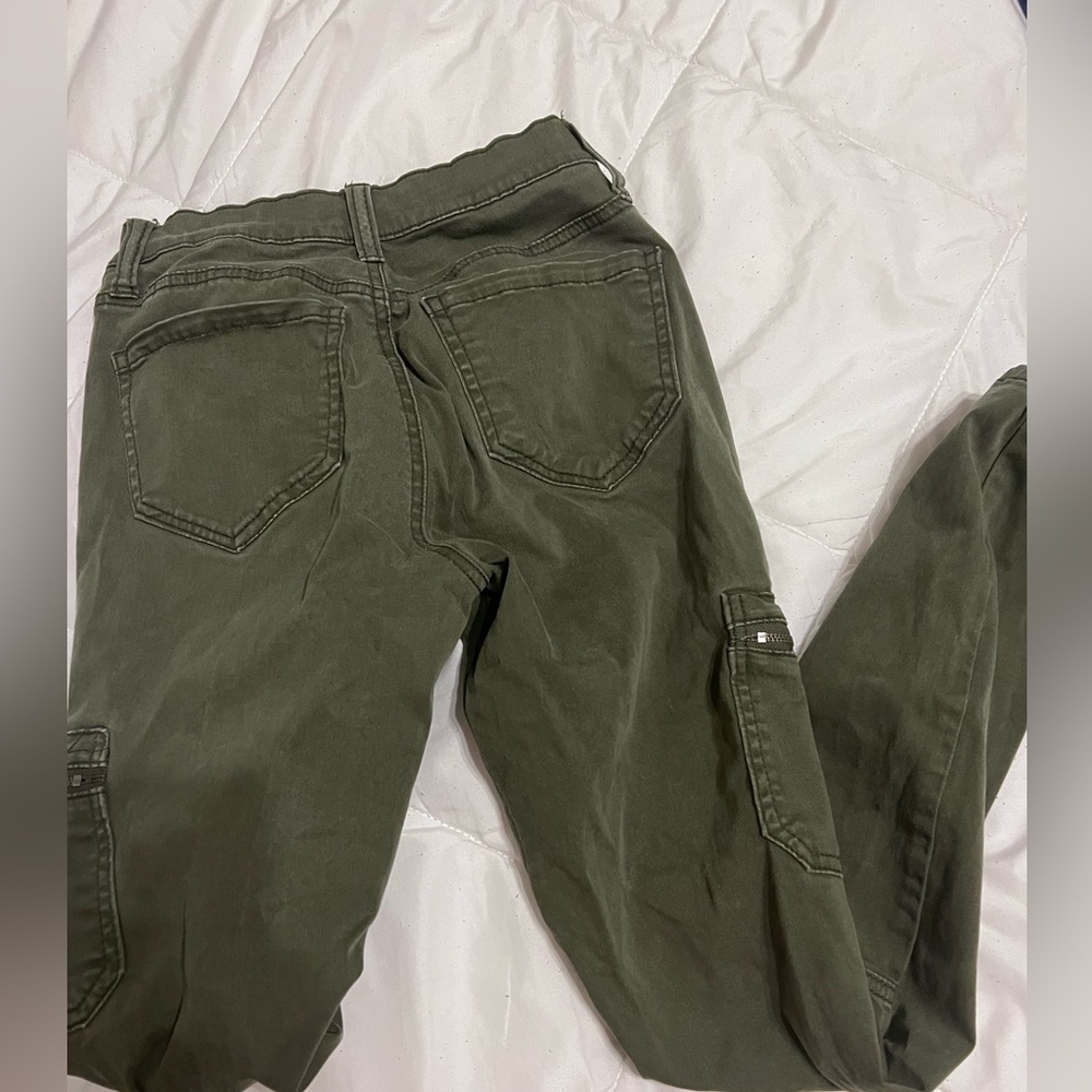 Mudd army green utility cargo skinny jeans size 3